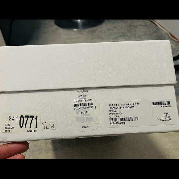 Like New Men’s Size 11 Balenciaga Speed Trainers With BB Print Yellow/Limelight - Picture 7 of 12